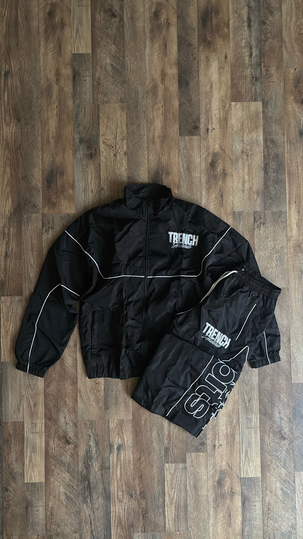 BLACK TRACKSUIT